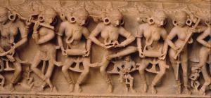 Индийские танцовщицы. Эротическая скульптура